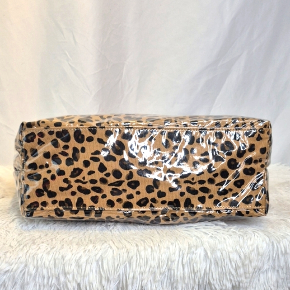 Leopard Print Tote Bag with Bow Accent - Picture 12 of 17
